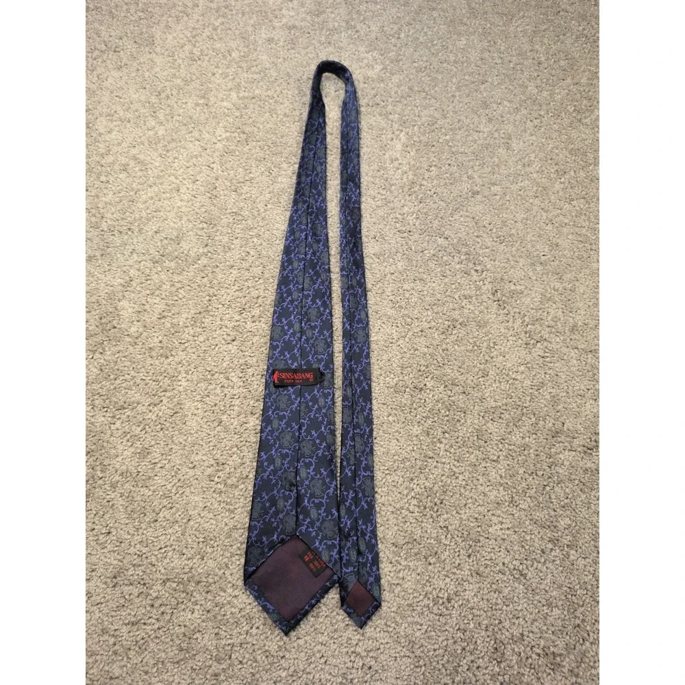 Sinsabang Mens Navy Blue Purple Ornate Scroll‎ Medallion 100% Pure Silk Necktie